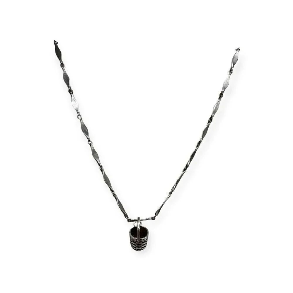 Sarah Cov metal silver tones link necklace with basket pendant